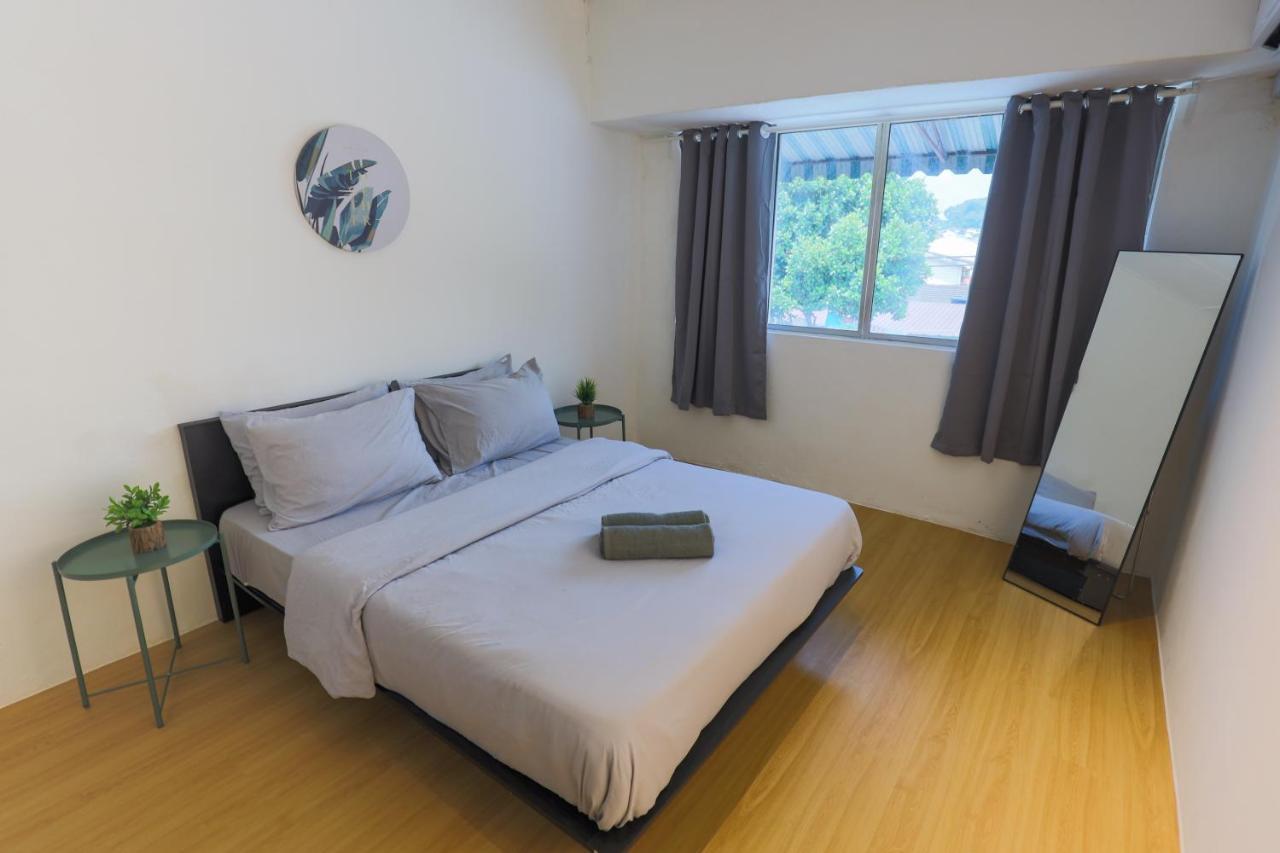 Cozy Homestay With Karaoke System & Pool Table Куала-Лумпур Экстерьер фото